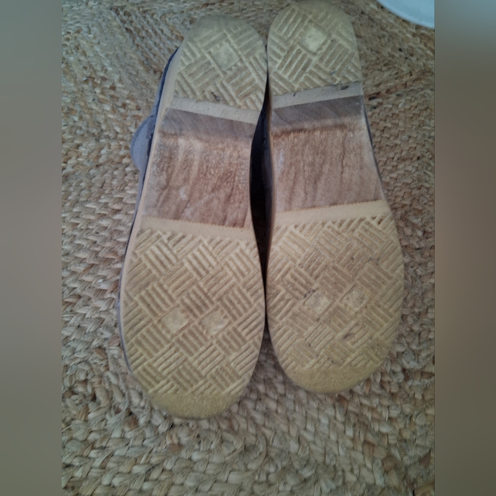No. 6 Gray Suede Shearling Clogs 38 - Picture 5 of 6